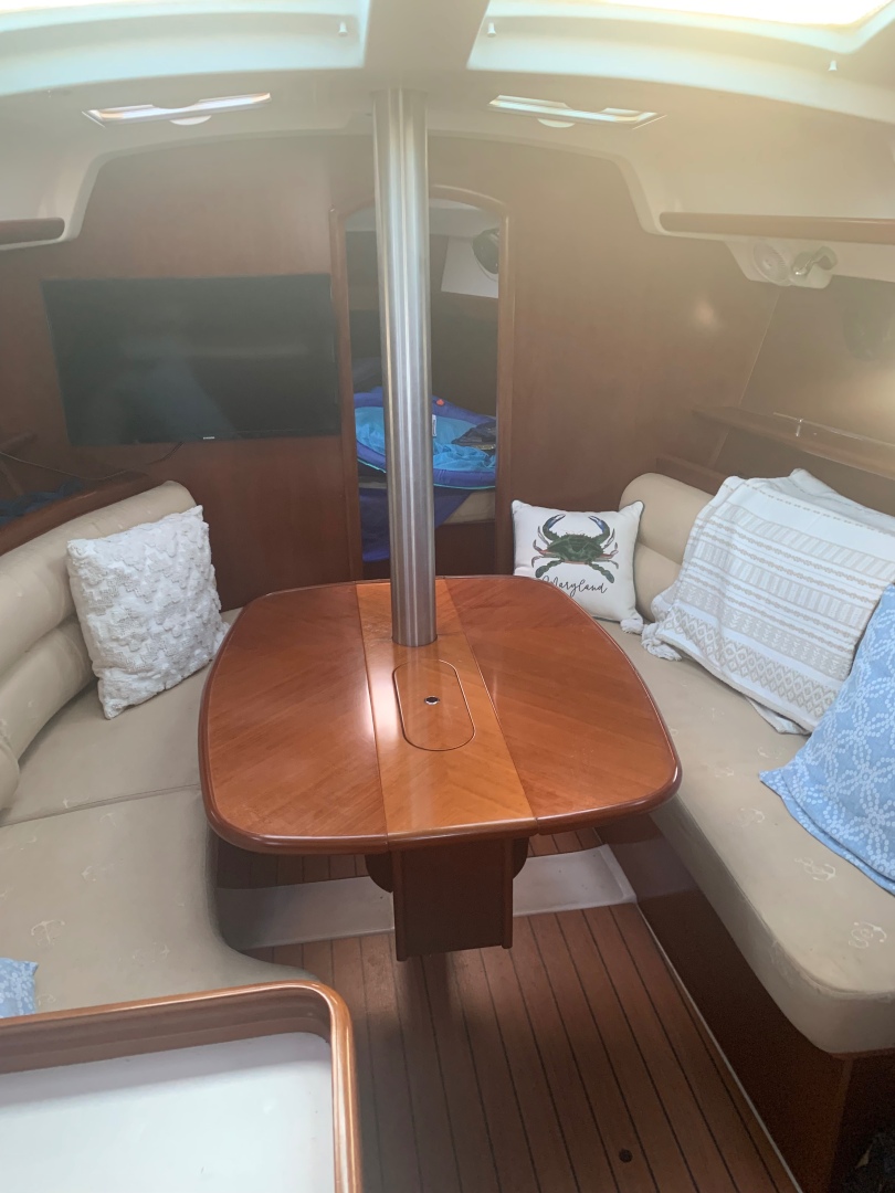 Slide: The Image of Used Sail Monohull for sale 2006 Beneteau Oceanis 343 - SWEET CAROLINE - 4895119