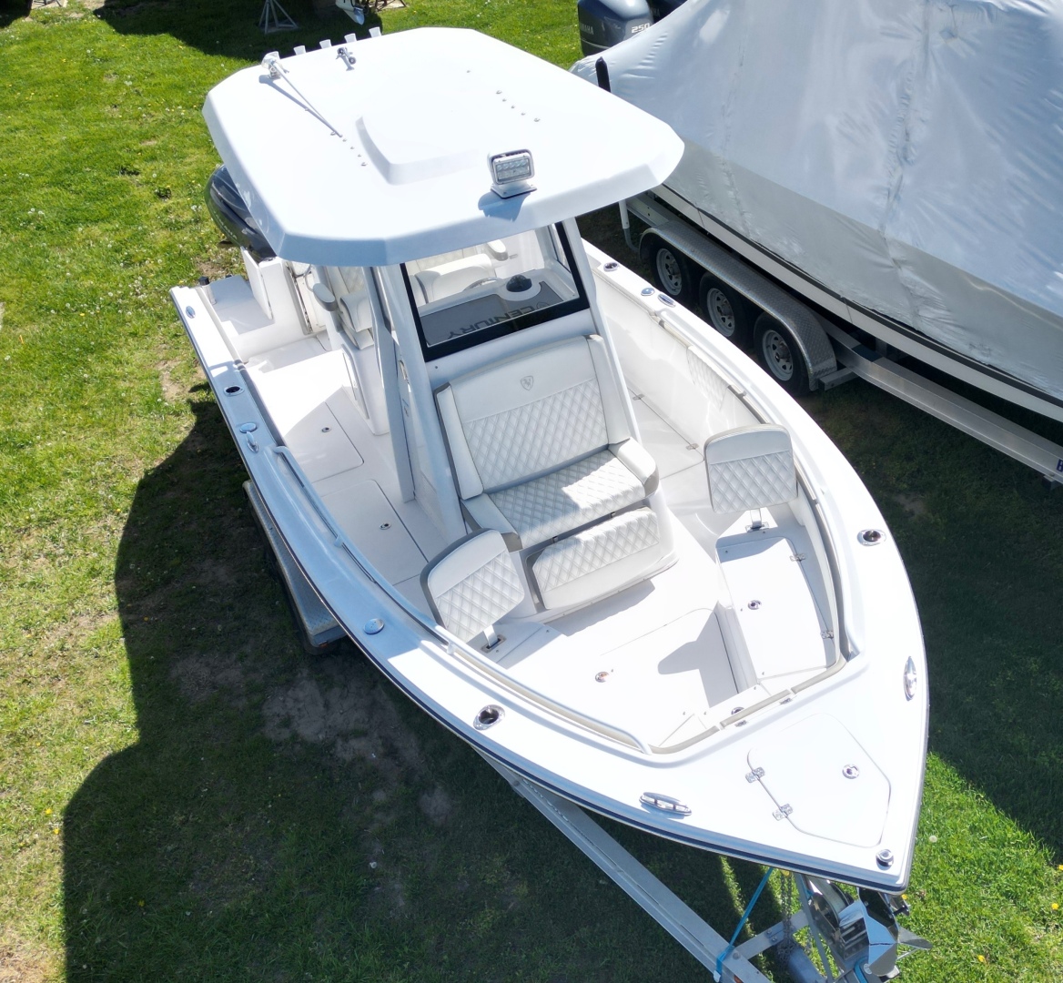 Slide: The Image of Used Power Center Console for sale 2022 Century 2400 CC - CENTURY 2400CC - 4852935