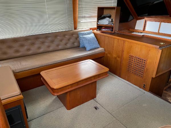 Slide: The Image of Cooper PROWLER AFT CABIN 1991 - 23