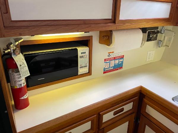 Slide: The Image of Cooper PROWLER AFT CABIN 1991 - 28