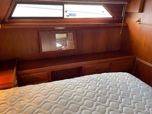 Slide: The Image of Cooper PROWLER AFT CABIN 1991 - 42