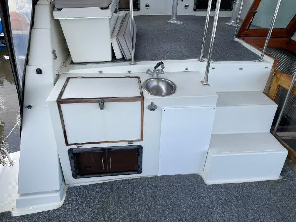 Slide: The Image of Cooper PROWLER AFT CABIN 1991 - 9