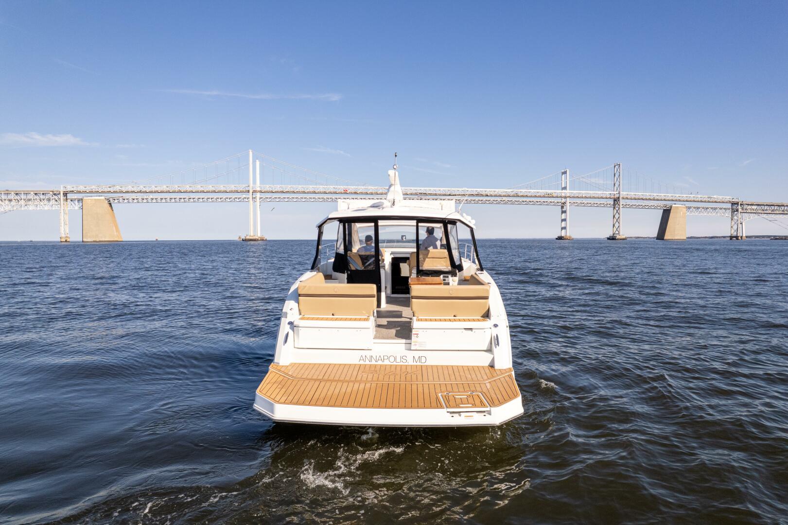 Slide: The Image of Cruisers Yachts 390 Express Coupe 2017 - 4792246