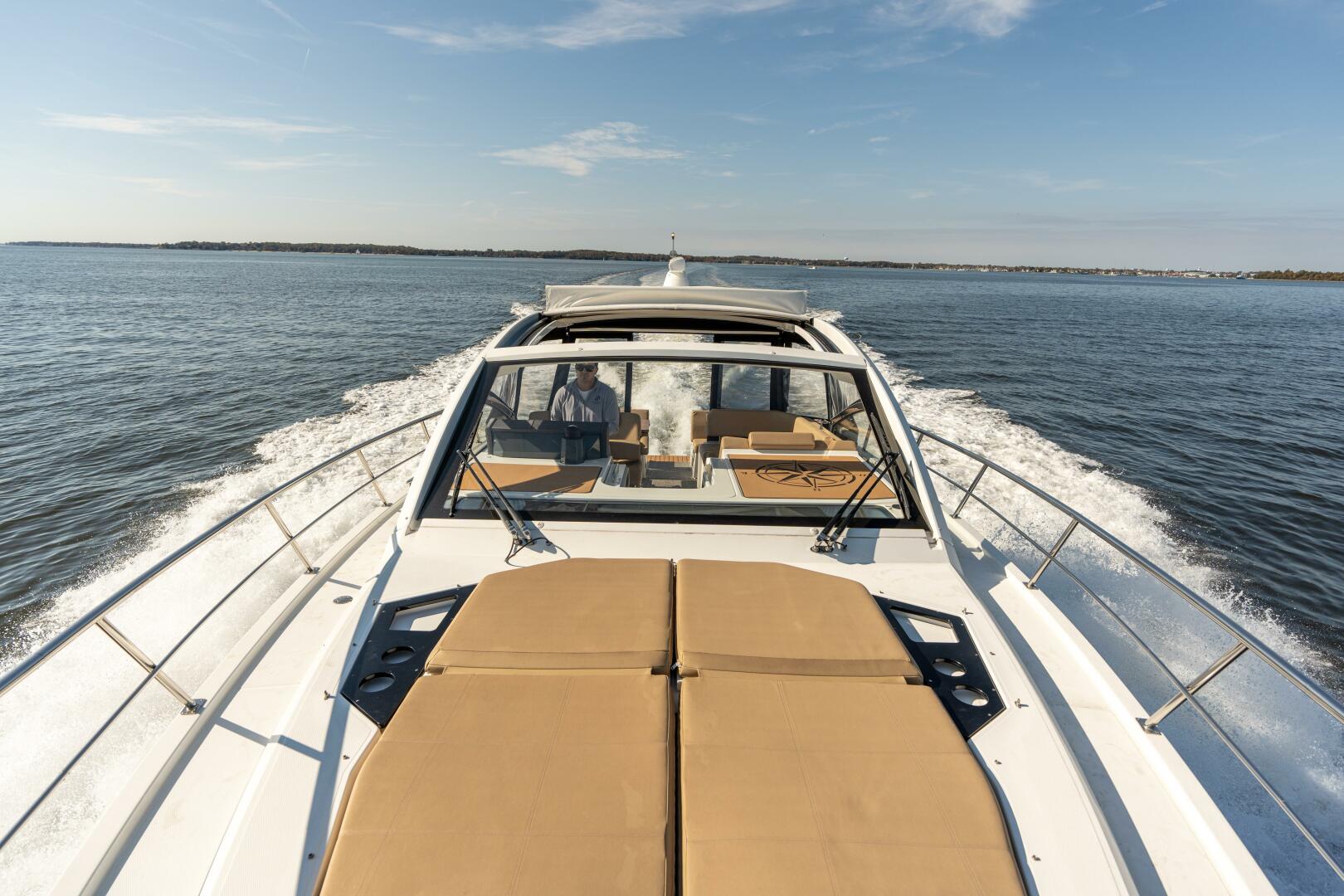 Slide: The Image of Cruisers Yachts 390 Express Coupe 2017 - 4792304
