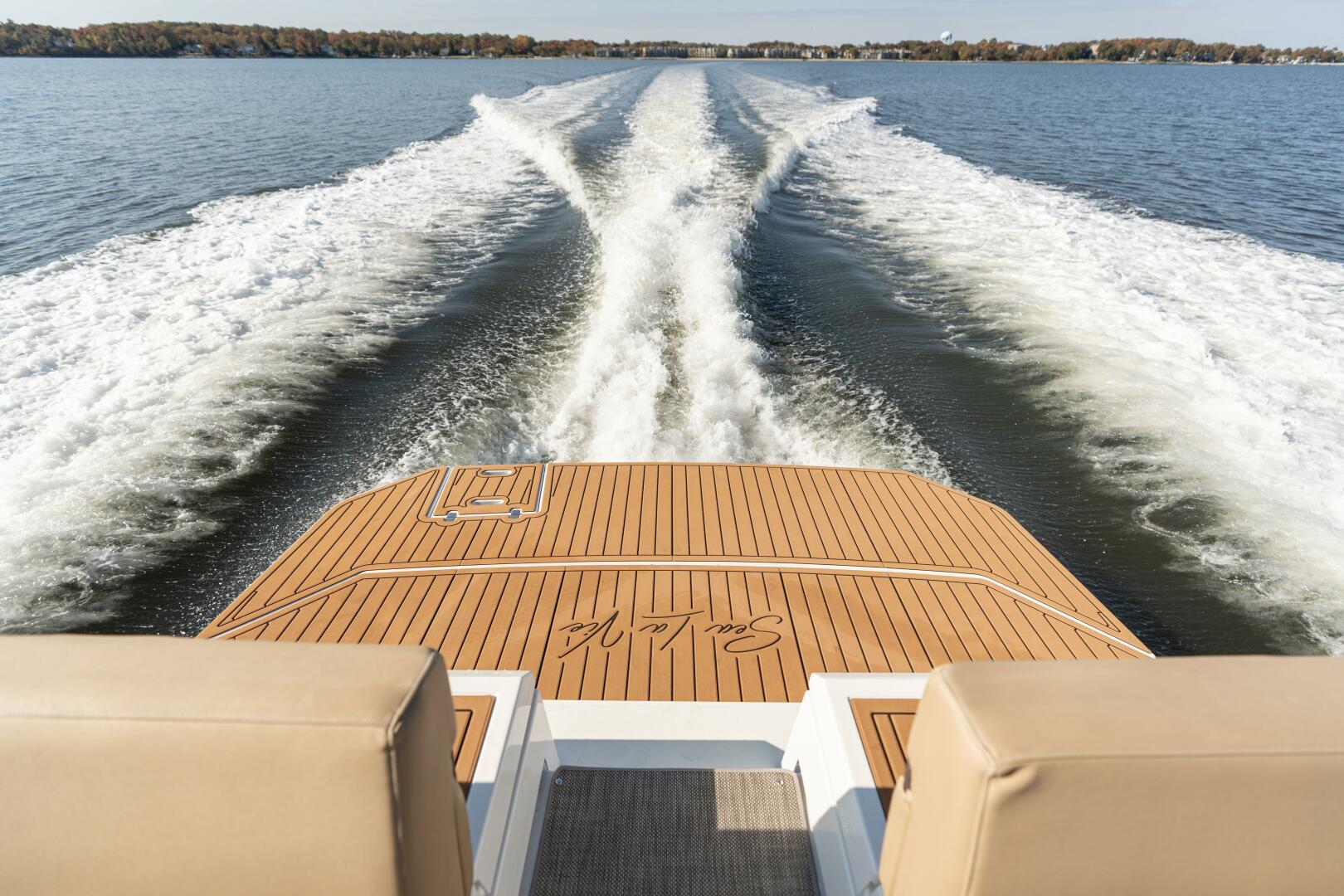 Slide: The Image of Cruisers Yachts 390 Express Coupe 2017 - 4792394
