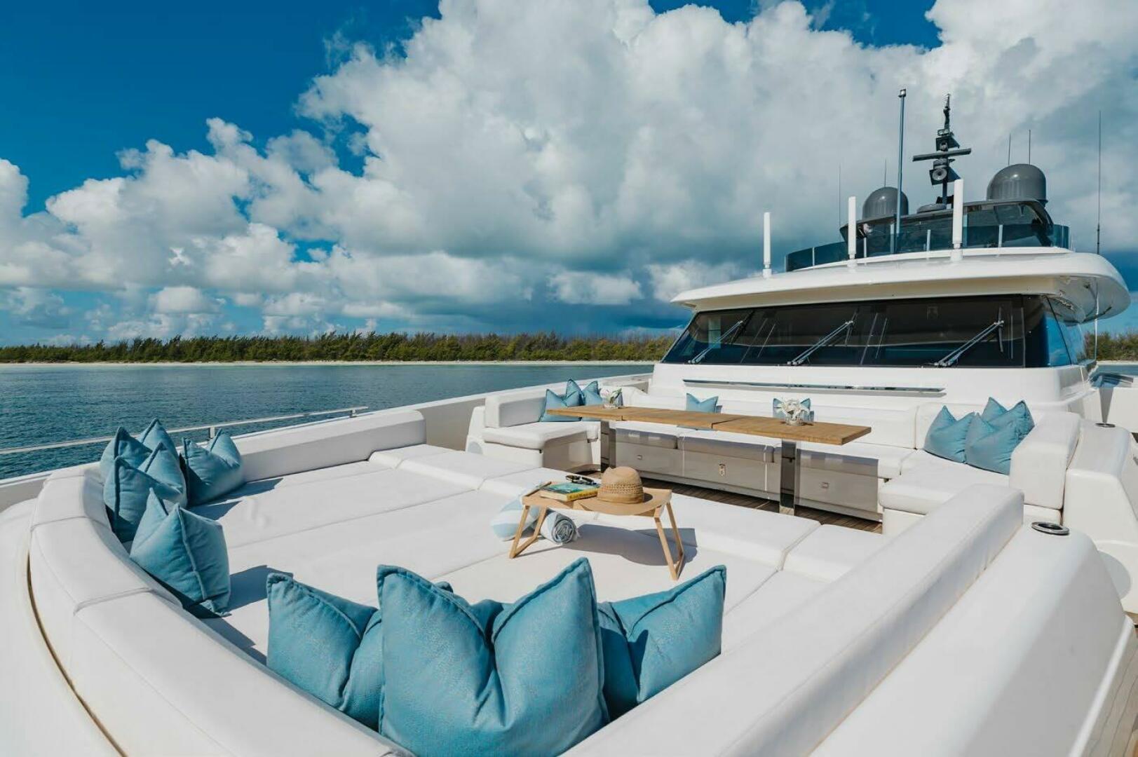 Slide: The Image of Bow Lounge Area - 4172707