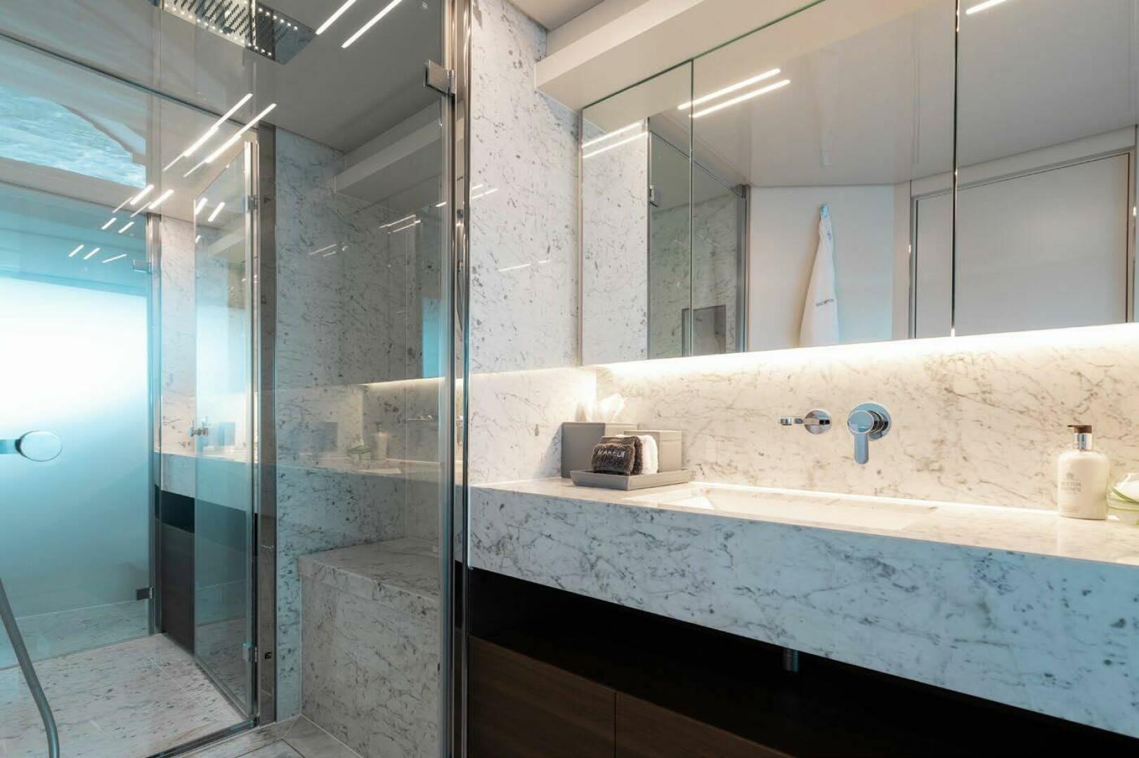 Slide: The Image of Owner's Cabin bathroom - 4172714