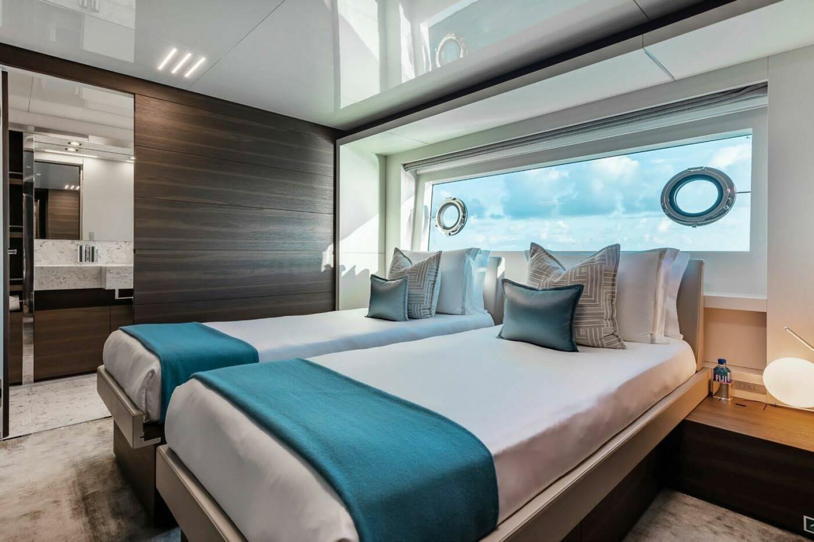 Slide: The Image of Guest Convertible Cabin - 4172729