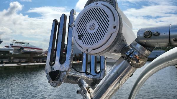 Slide: The Image of Close-up of a 1996 Four Winns 190 Horizon Bowrider boat speaker and wakeboard rack. - 27