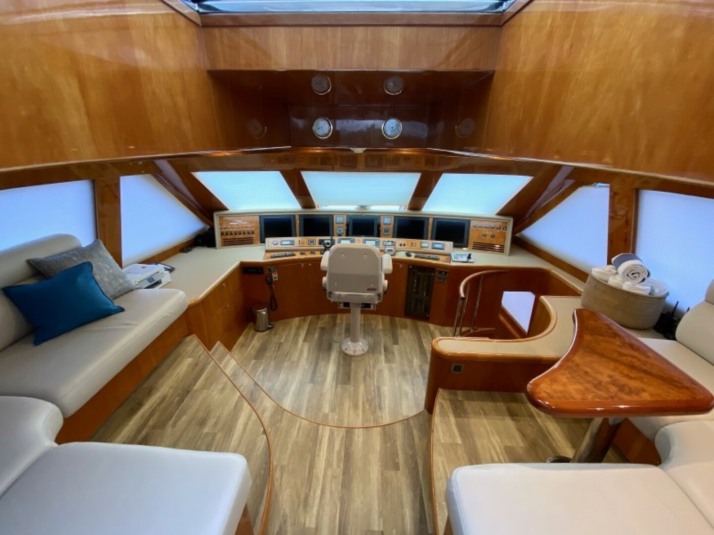 Slide: The Image of Pilothouse - 3947268