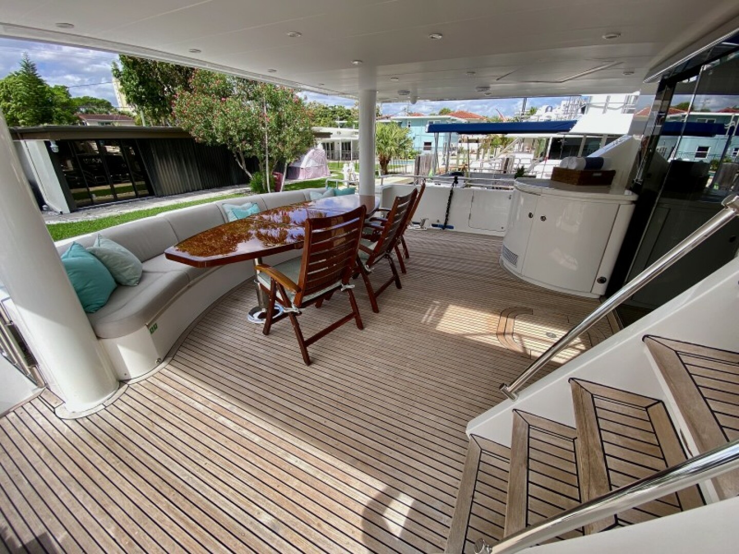 Slide: The Image of Aft Deck - 3947277