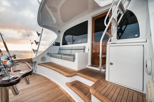 Slide: The Image of Hatteras 59 Ziggy - Exterior Cockpit - 21