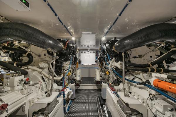Slide: The Image of Hatteras 59 Ziggy - Engine Room - 35