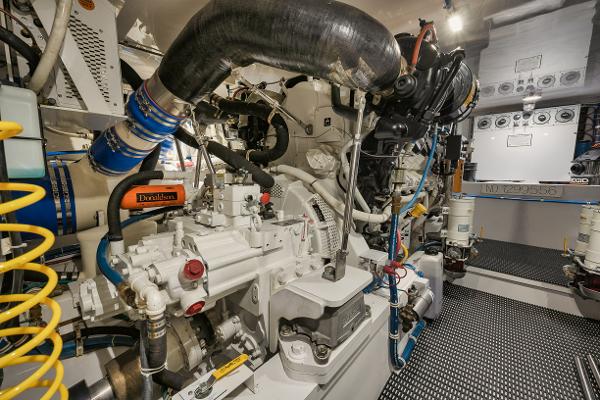 Slide: The Image of Hatteras 59 Ziggy - Engine Room - 37