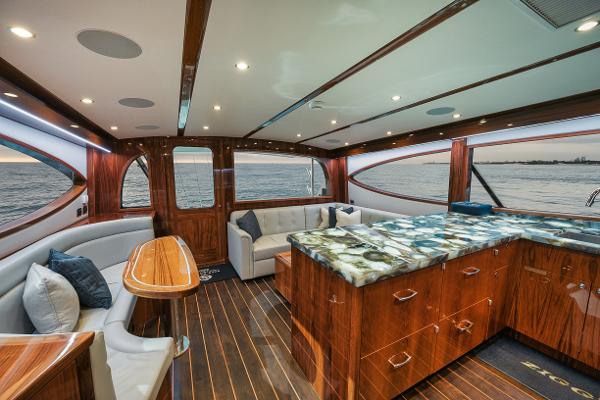 Slide: The Image of Hatteras 59 Ziggy - Interior Salon - 4