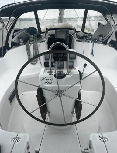 Slide: The Image of HUNTER 410 - 10