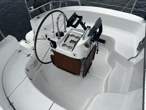 Slide: The Image of HUNTER 410 - 12