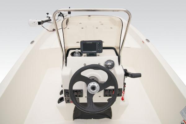 Slide: The Image of Mako Pro Skiff 17 CC 2024 - 22