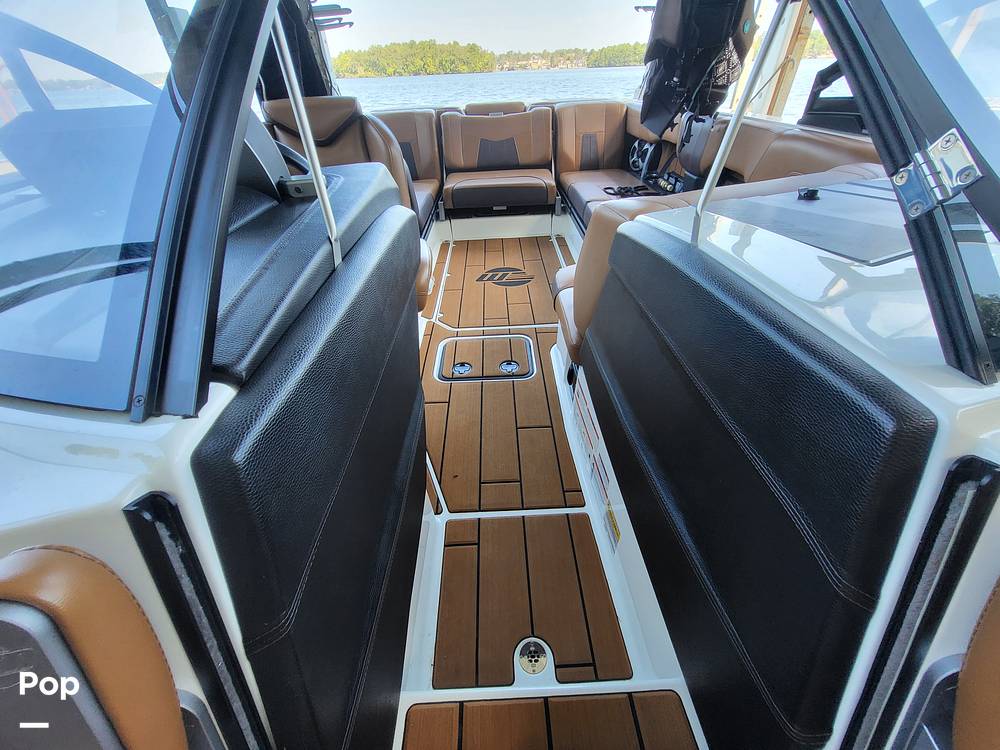 Slide: The Image of Malibu Wakesetter 23 MXZ 2020 - 14635278