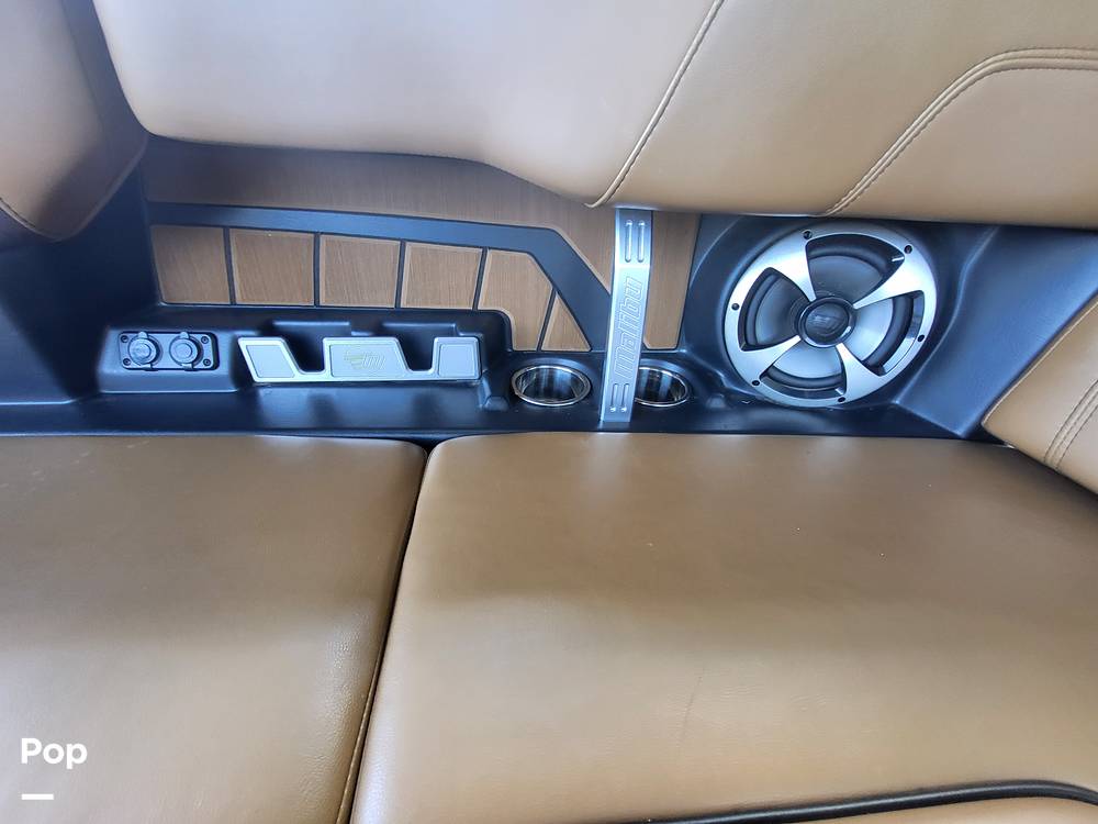 Slide: The Image of Malibu Wakesetter 23 MXZ 2020 - 14635314