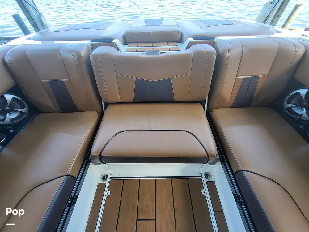 Slide: The Image of Malibu Wakesetter 23 MXZ 2020 - 14635317