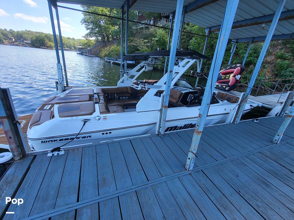 Slide: The Image of Malibu Wakesetter 23 MXZ 2020 - 14635342