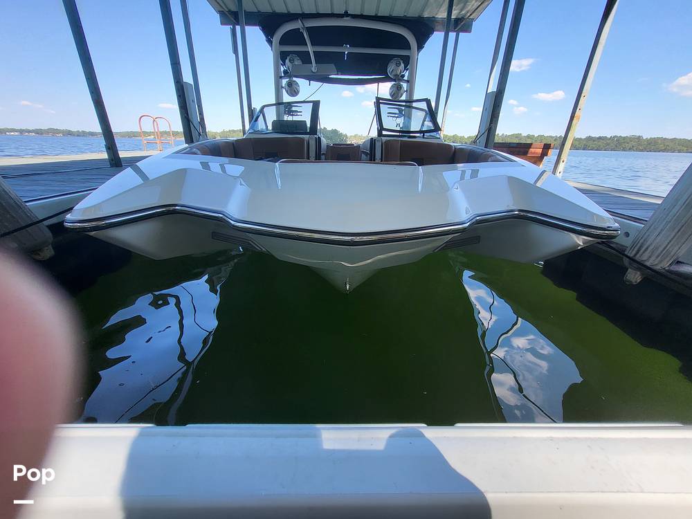 Slide: The Image of Malibu Wakesetter 23 MXZ 2020 - 14635354