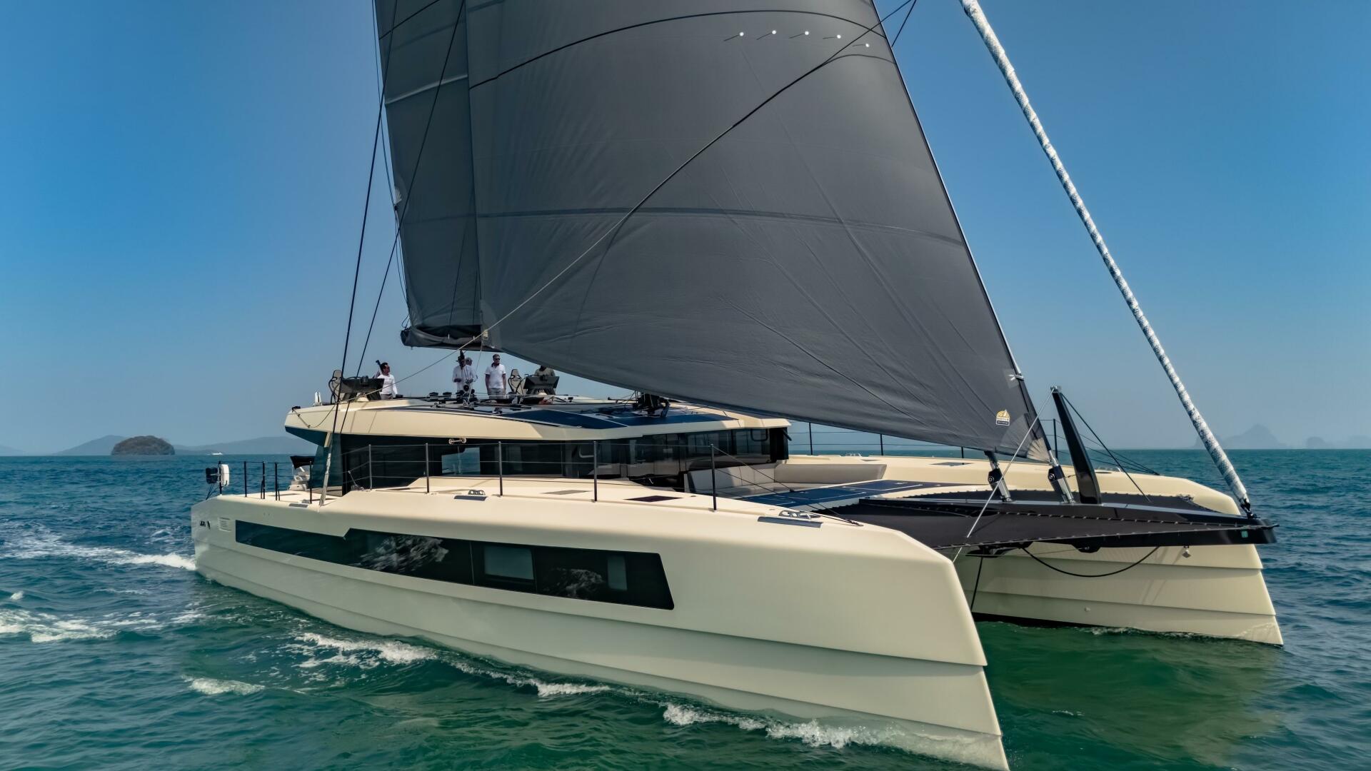 Slide: The Image of McConaghy MC75 Exterior 1 McConaghy MC75 Exterior 1 - 4799072