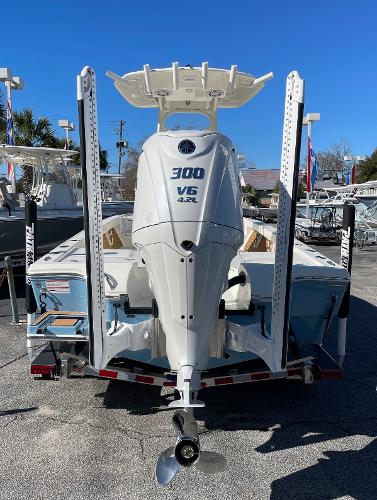 Slide: The Image of 2024 Pathfinder 2500 Hybrid boat with 300 V6 engine, rear view. - 5