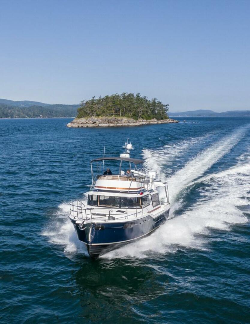 Slide: The Image of Ranger Tugs R-43 Command Bridge 2026 - 5160203