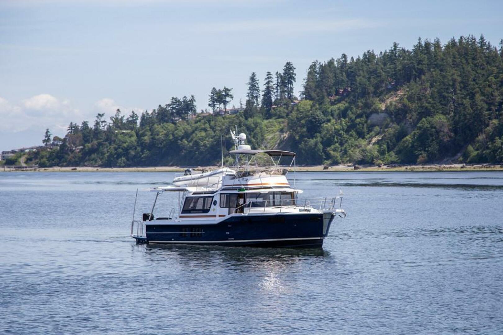 Slide: The Image of Ranger Tugs R-43 Command Bridge 2026 - 5160207