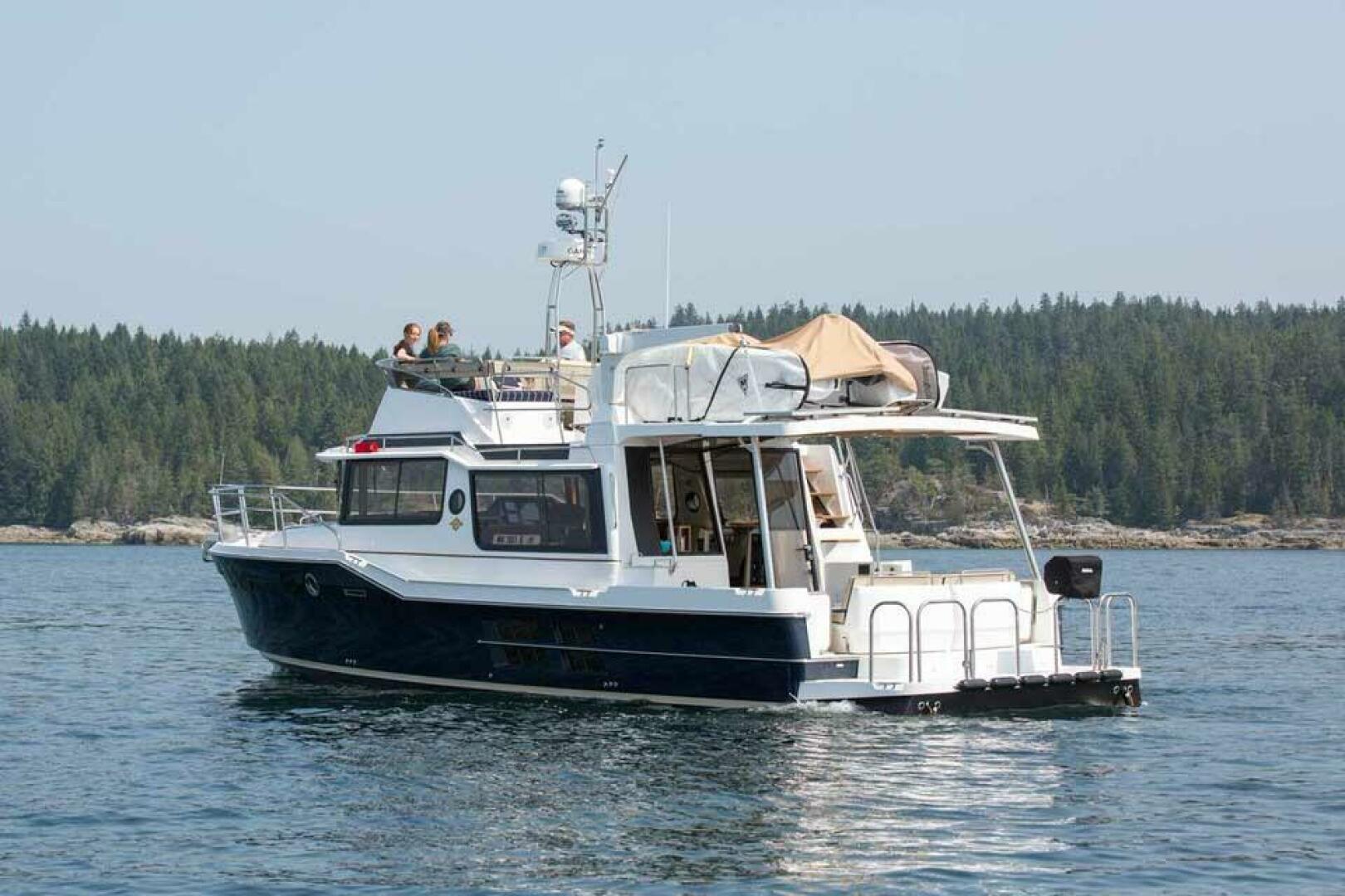 Slide: The Image of Ranger Tugs R-43 Command Bridge 2026 - 5160213