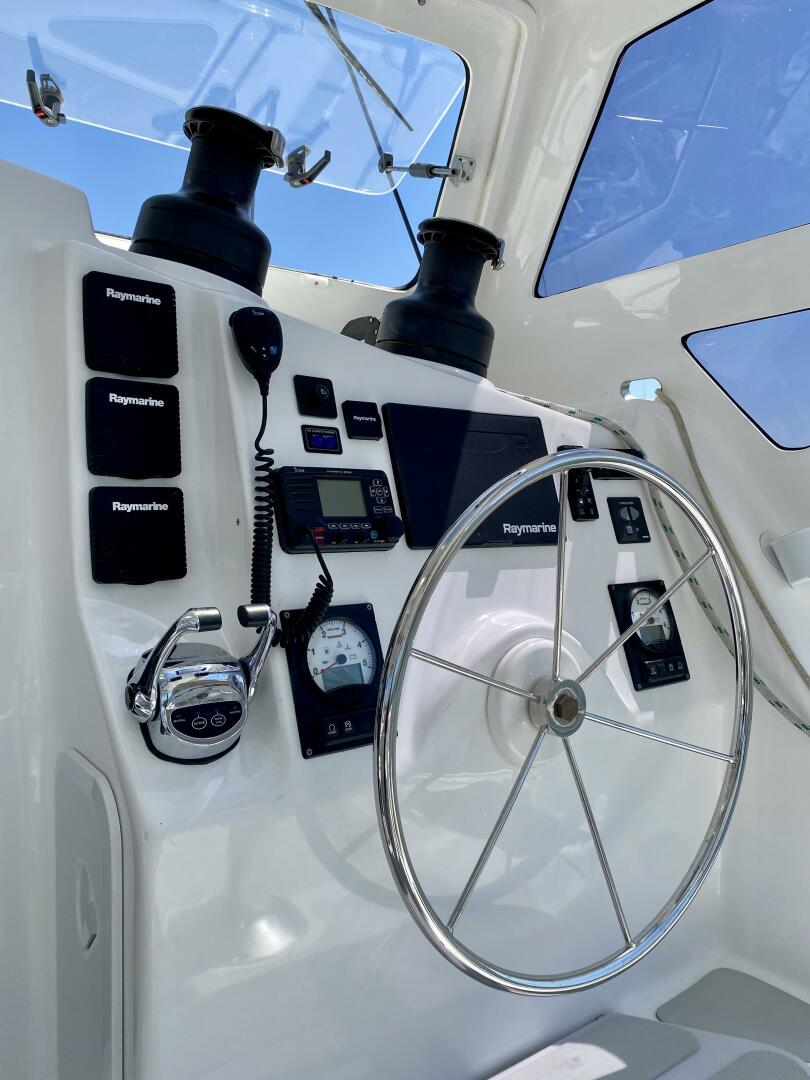 Slide: The Image of 2019 Royal Cape 530 Majestic "Walk About" - 3880106