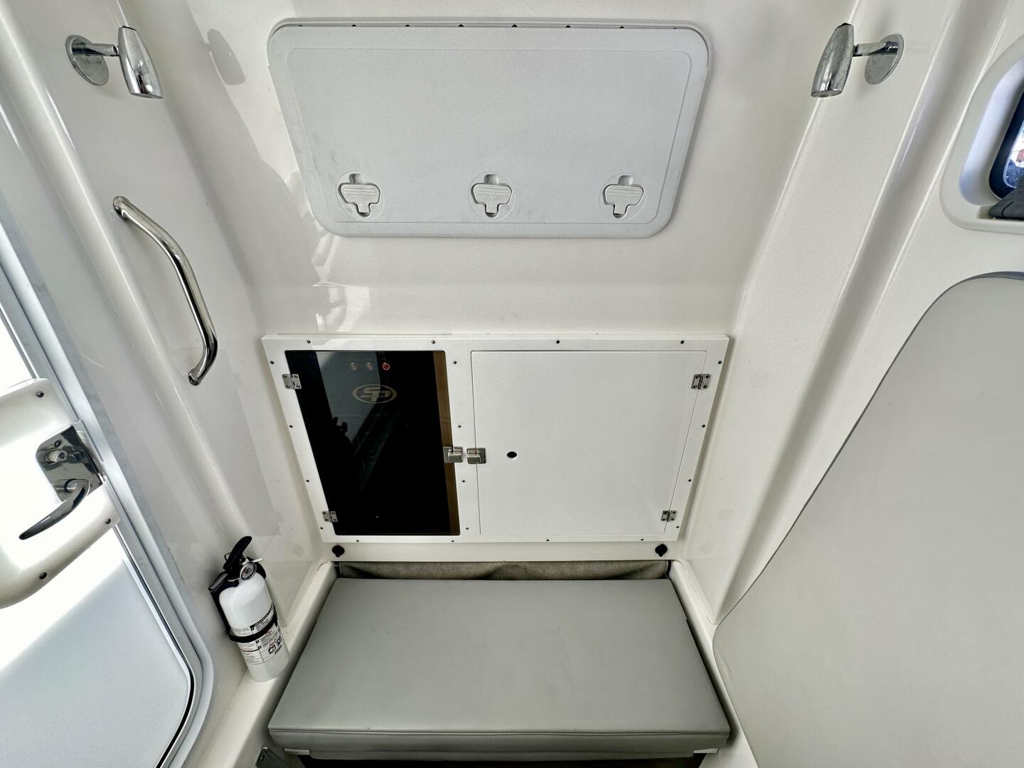 Slide: The Image of Sea Pro 320 DLX 2021 - 4270604