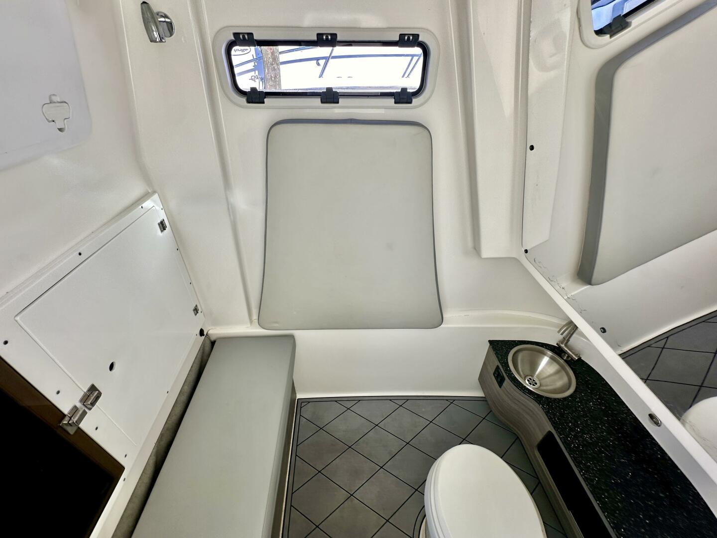 Slide: The Image of Sea Pro 320 DLX 2021 - 4270614