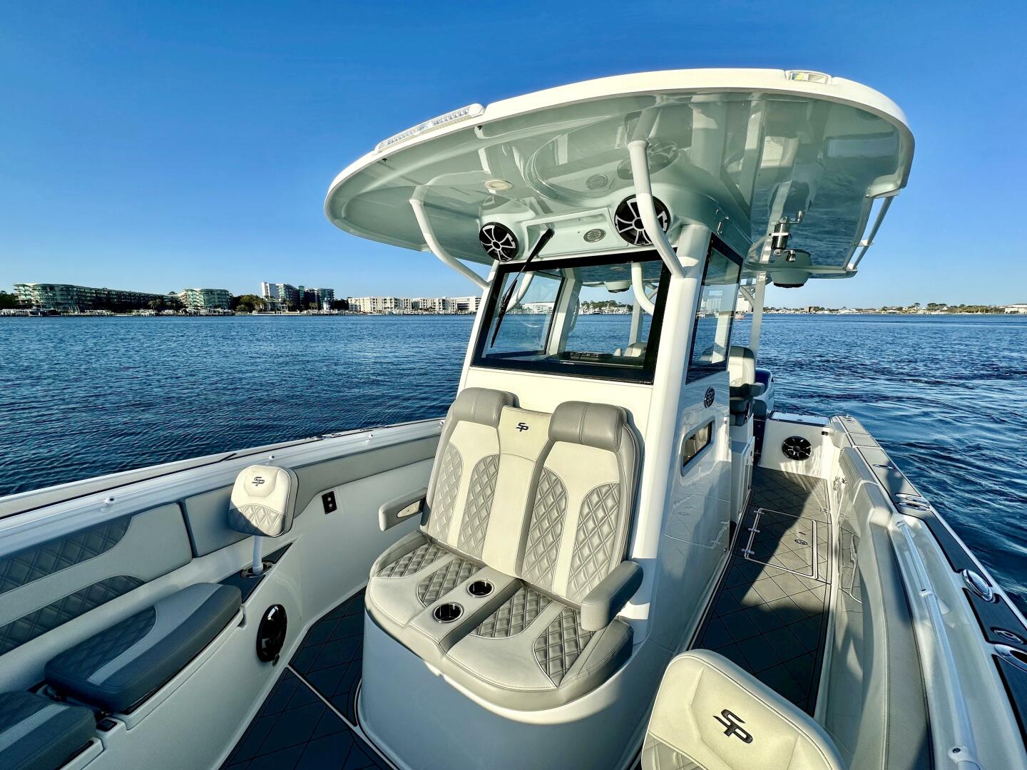 Slide: The Image of Sea Pro 320 DLX 2021 - 4270648