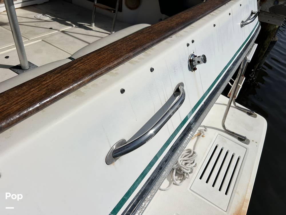 Slide: The Image of Sea Ray 300 Weekender 1989 - 13541862