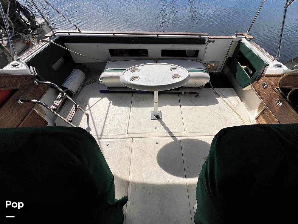 Slide: The Image of Sea Ray 300 Weekender 1989 - 13541867