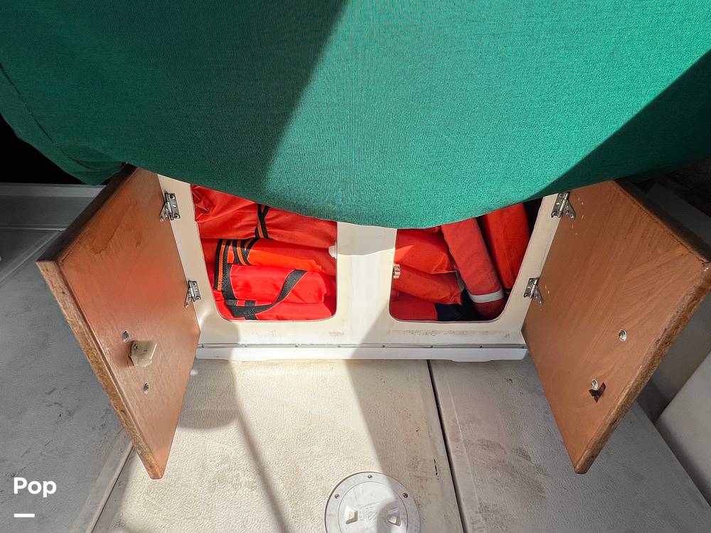 Slide: The Image of Sea Ray 300 Weekender 1989 - 13541877