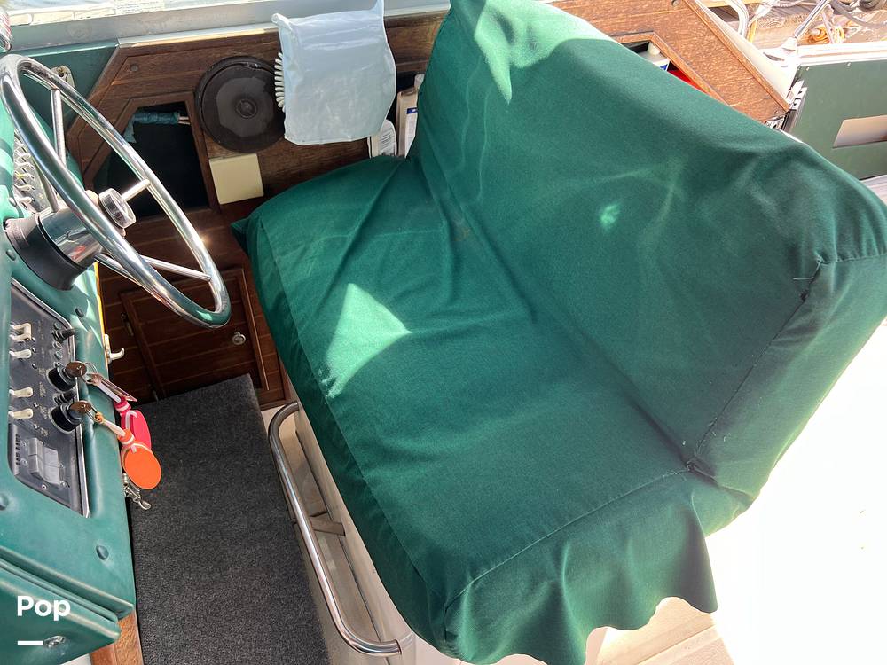 Slide: The Image of Sea Ray 300 Weekender 1989 - 13541881