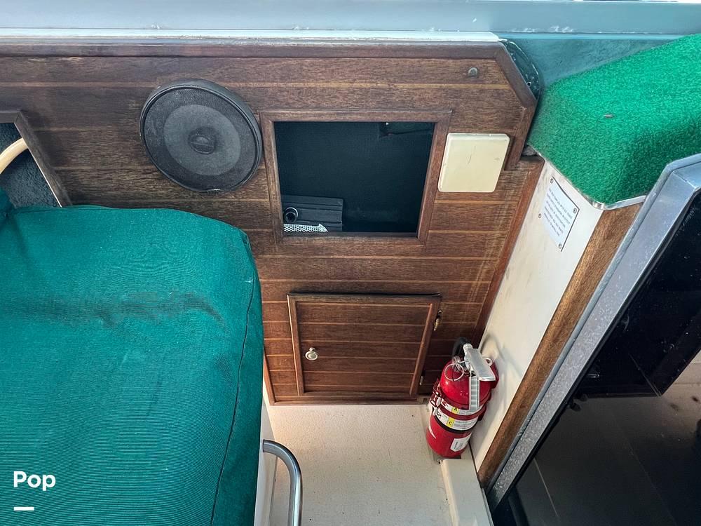 Slide: The Image of Sea Ray 300 Weekender 1989 - 13541900
