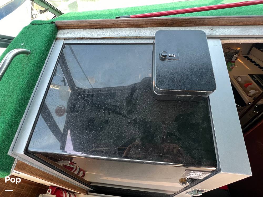 Slide: The Image of Sea Ray 300 Weekender 1989 - 13541925