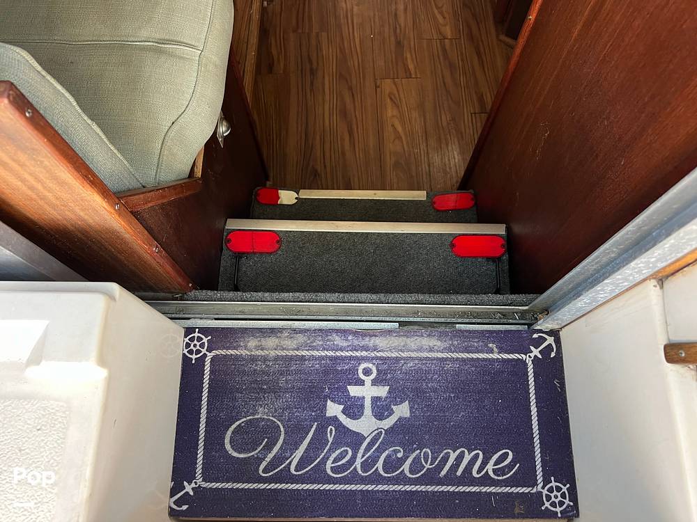 Slide: The Image of Sea Ray 300 Weekender 1989 - 13541927