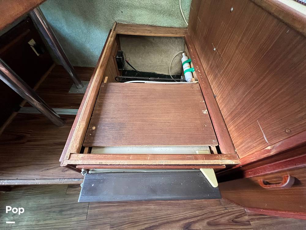 Slide: The Image of Sea Ray 300 Weekender 1989 - 13541949