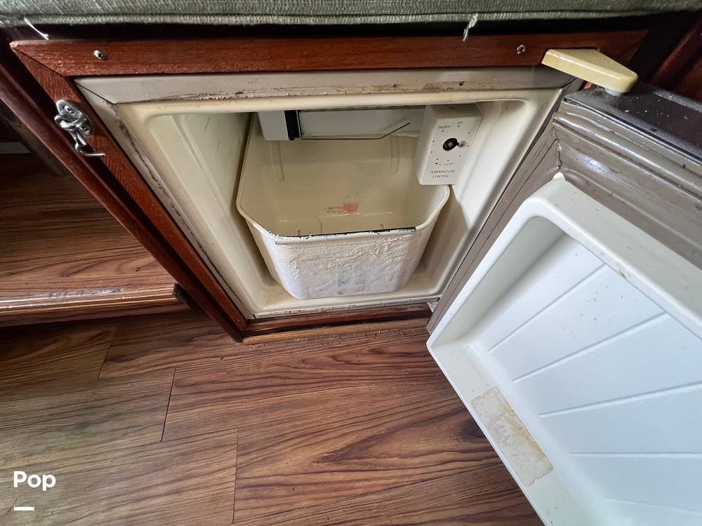 Slide: The Image of Sea Ray 300 Weekender 1989 - 13541970