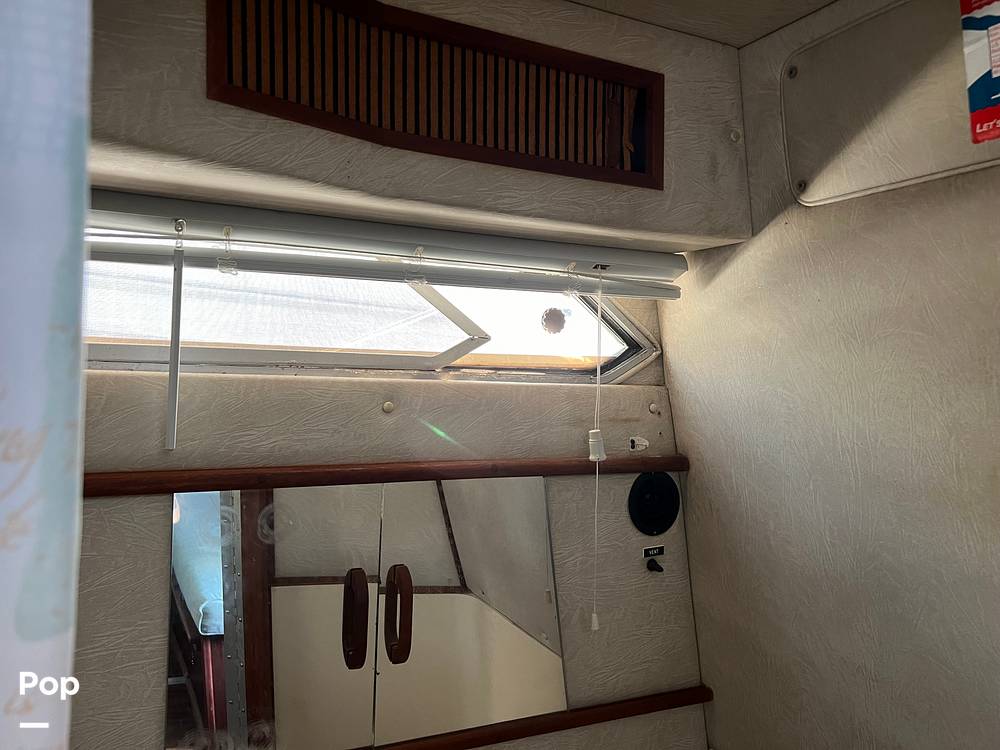 Slide: The Image of Sea Ray 300 Weekender 1989 - 13541979