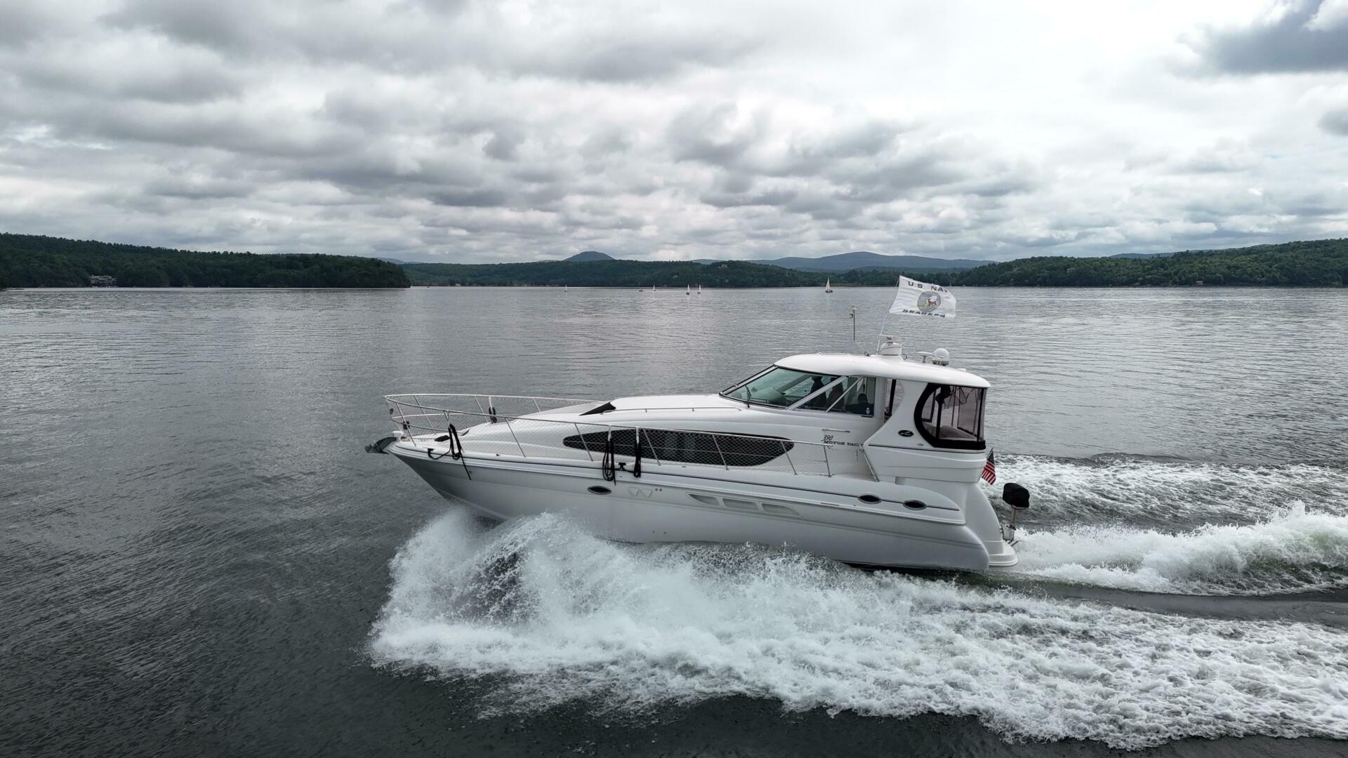 Slide: The Image of Sea Ray 390 Motor Yacht 2003 - 4505757