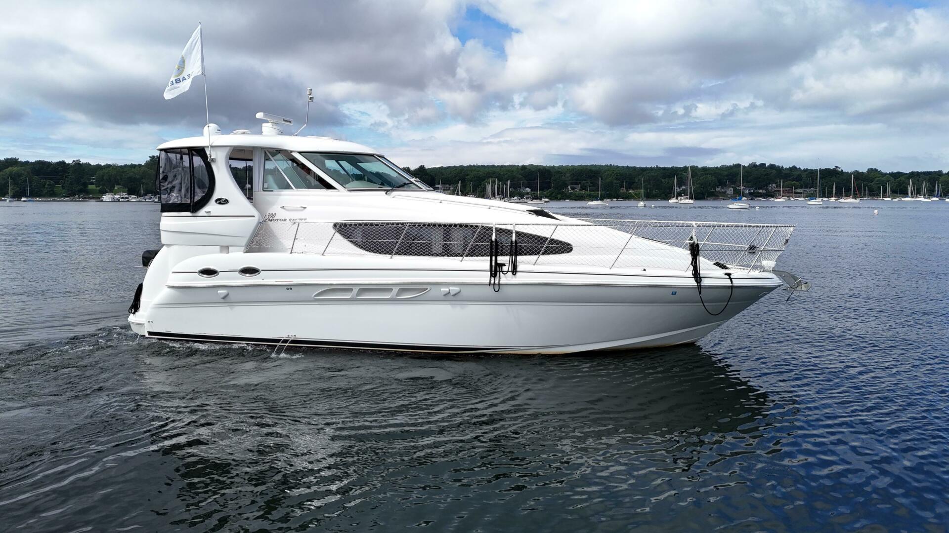 Slide: The Image of Sea Ray 390 Motor Yacht 2003 - 4505759