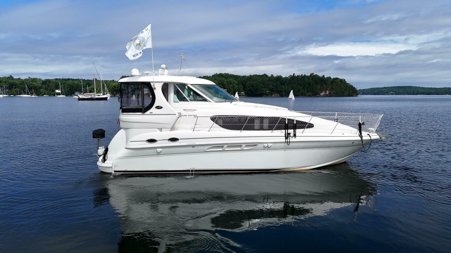 Slide: The Image of Sea Ray 390 Motor Yacht 2003 - 4505760
