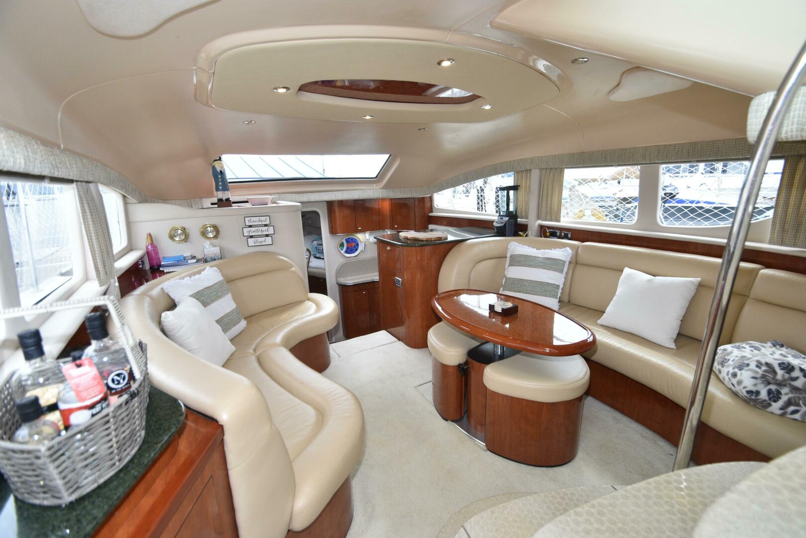 Slide: The Image of Sea Ray 390 Motor Yacht 2003 - 4505766